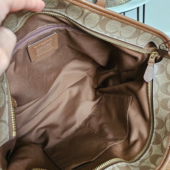Coach Zippered Tote Bag in Signature Print - Picture 5 of 16